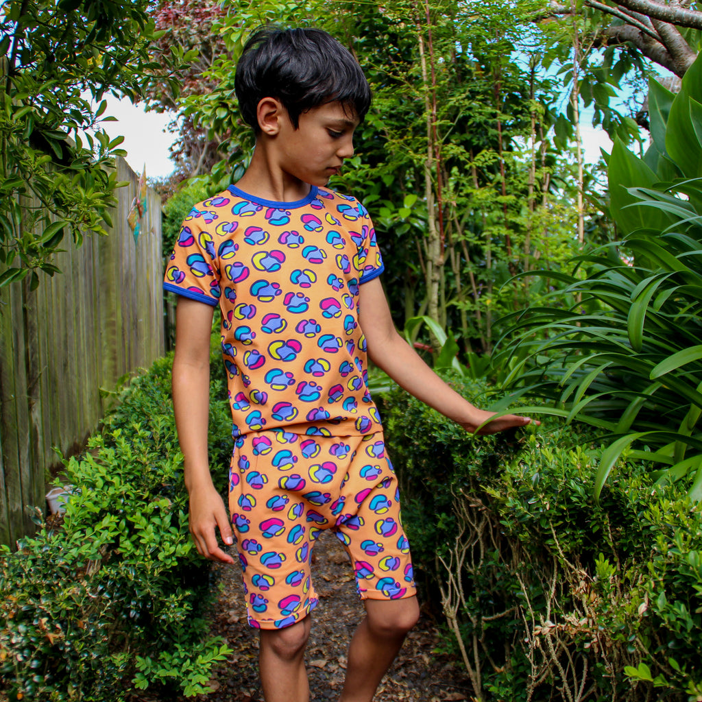 Rainbow spots | Harem shorts